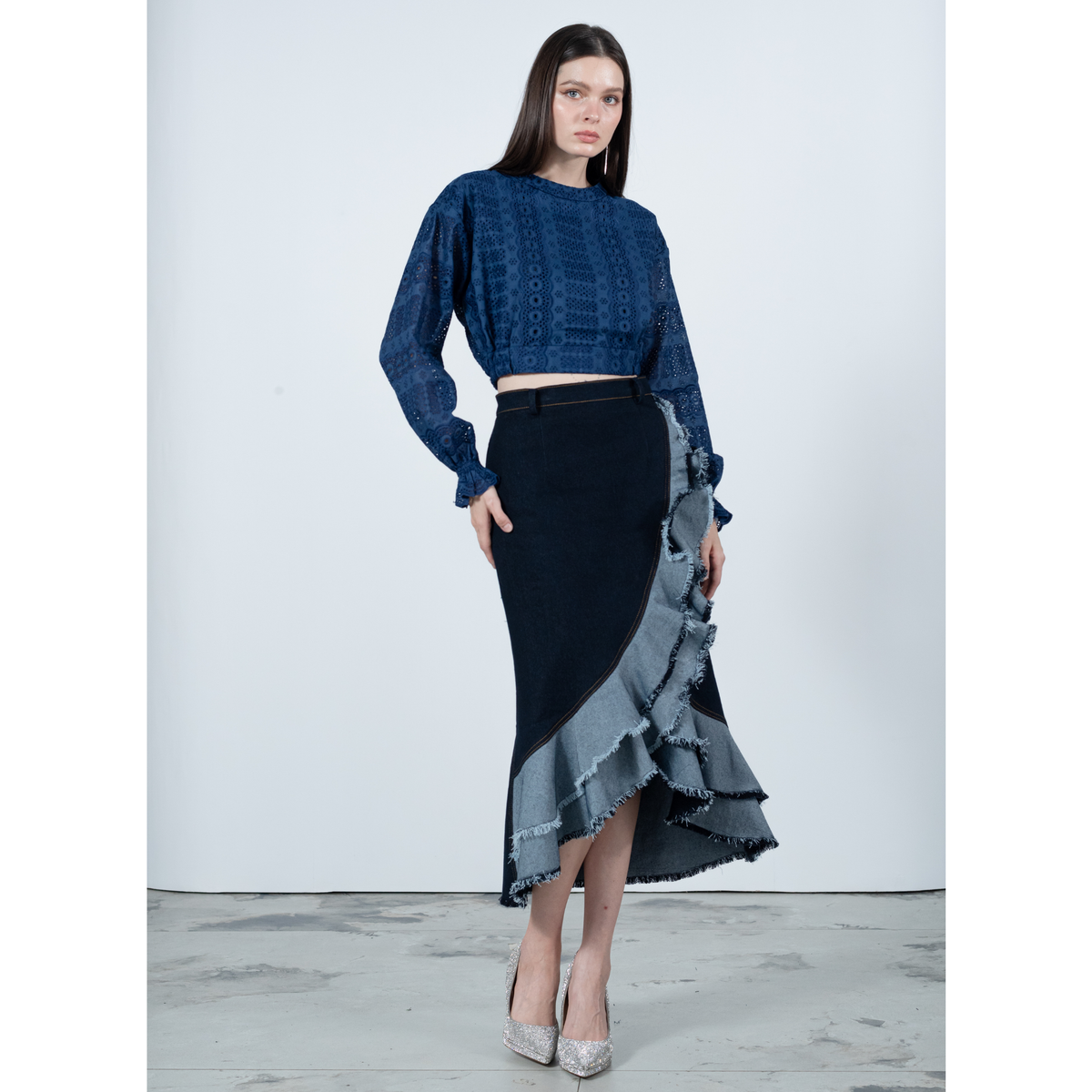 Signature denim kahlo skirt with chambray (7666221645847)
