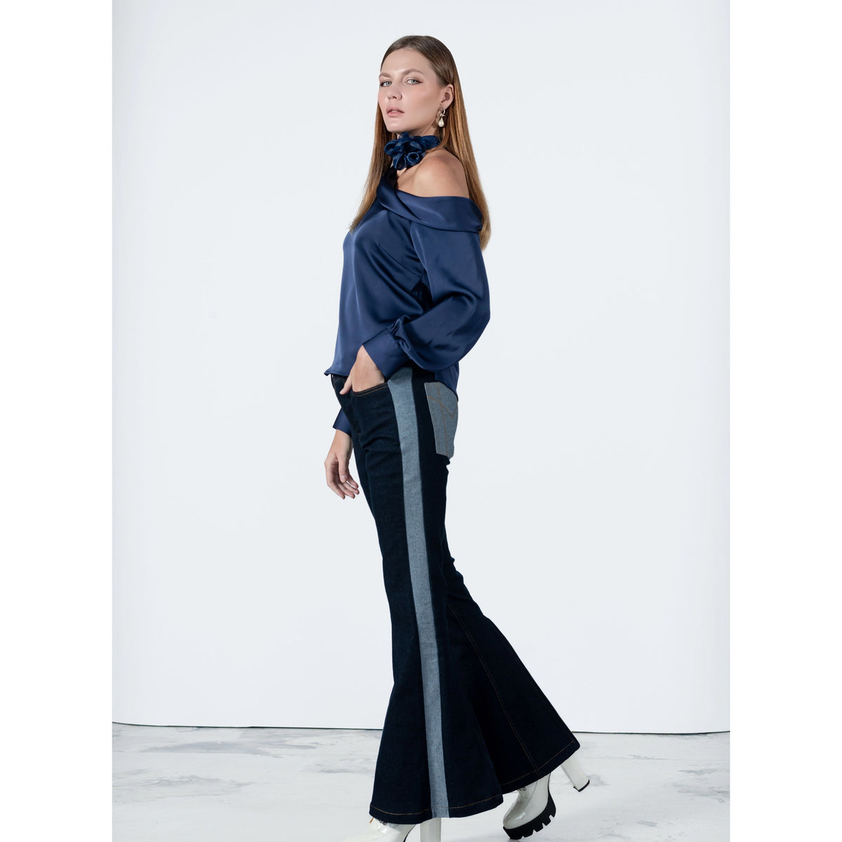 Becoming signature retro denim pant with chambray - 2MADISONAVENUE.COM