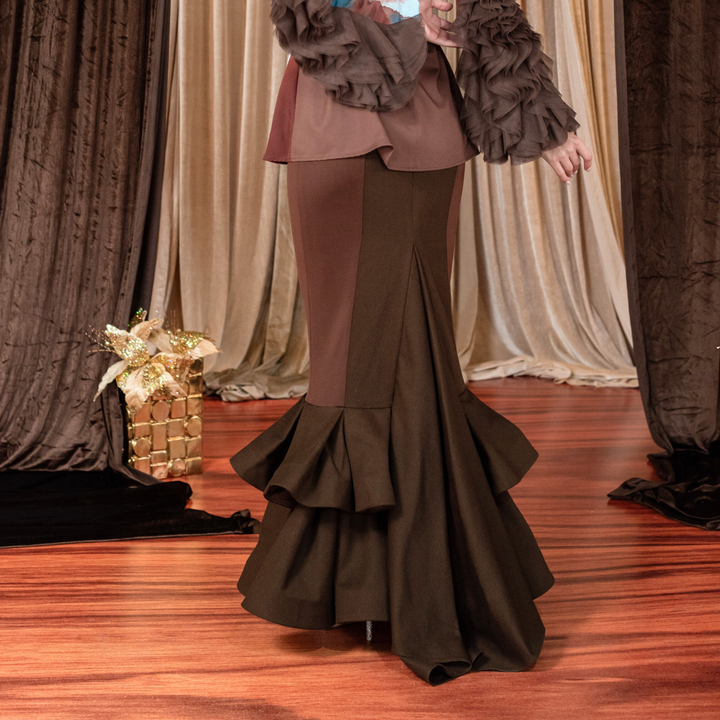 Bonita Signature Brown Carrie long skirt with flare - 2MADISONAVENUE.COM
