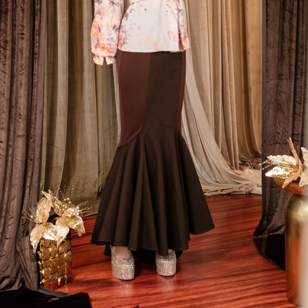Bonita Timeless Pieces mermaid long skirt brown - 2MADISONAVENUE.COM