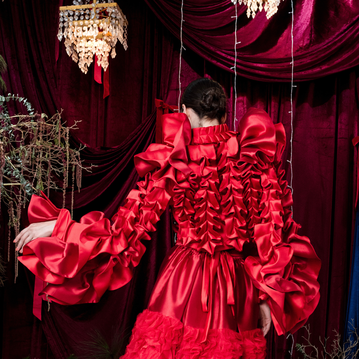 Signature Red destiny ruffle red jacket - 2MADISONAVENUE.COM