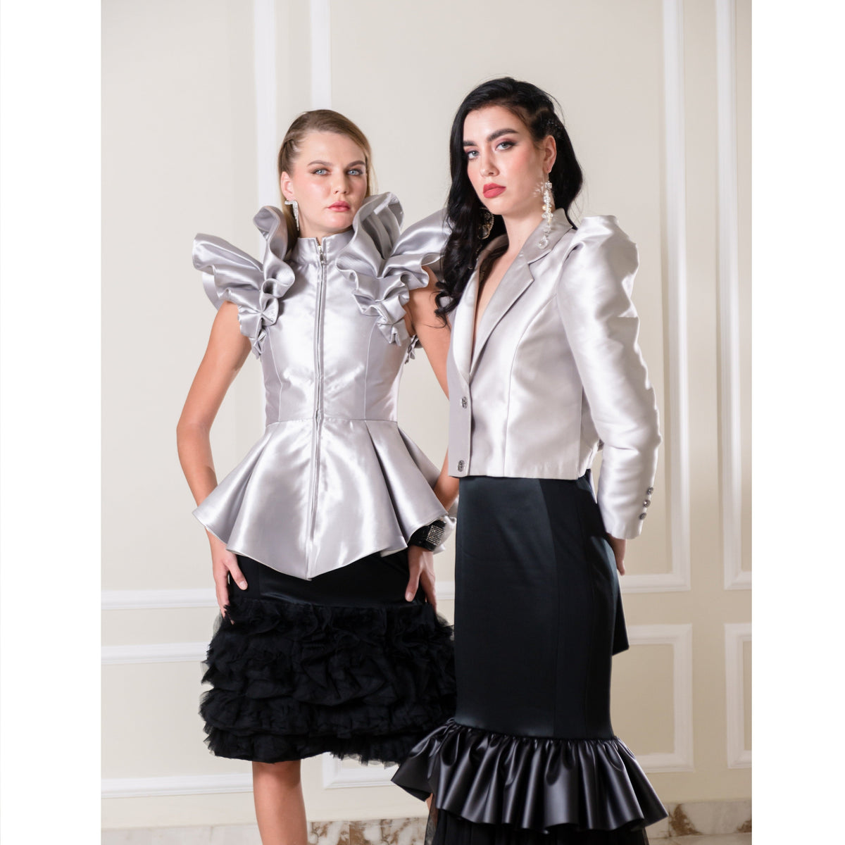 Becoming Destiny Silver Jacket Sleeveles (6934004400151)