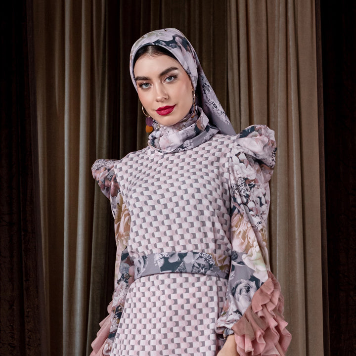Becoming Platinum Rose Hijab Beige Scarf - 2MADISONAVENUE.COM