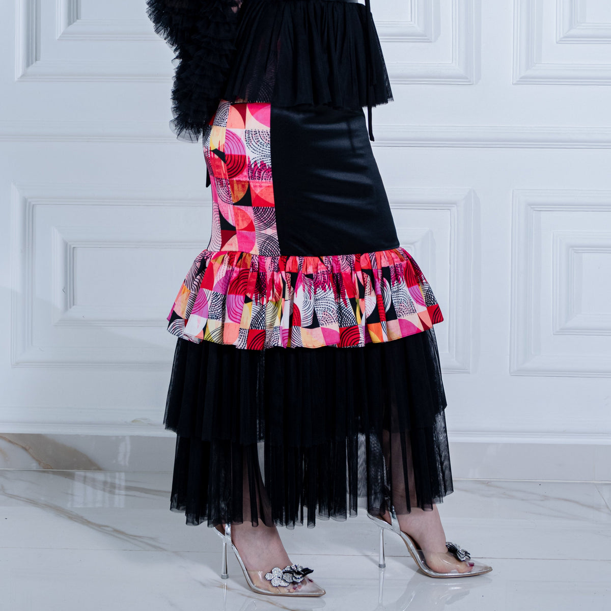 Central Abstract Red carrie long black skirt (6992683040791)