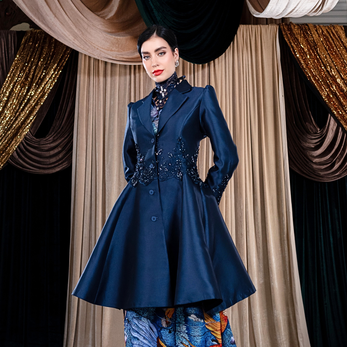 Signature Navy samantha midlength blazer with sequin - 2MADISONAVENUE.COM