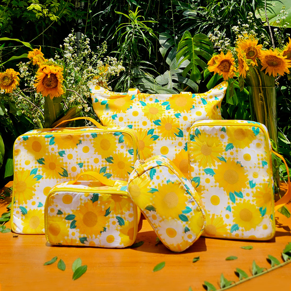Sunflower Travel Bag - 2MADISONAVENUE.COM