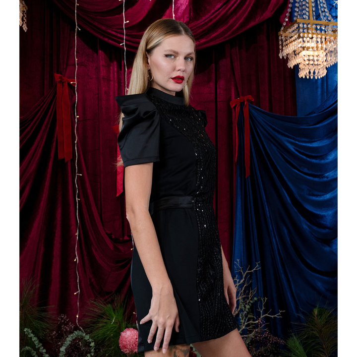 Signature Black Stasi Short Dress With Lace - 2MADISONAVENUE.COM