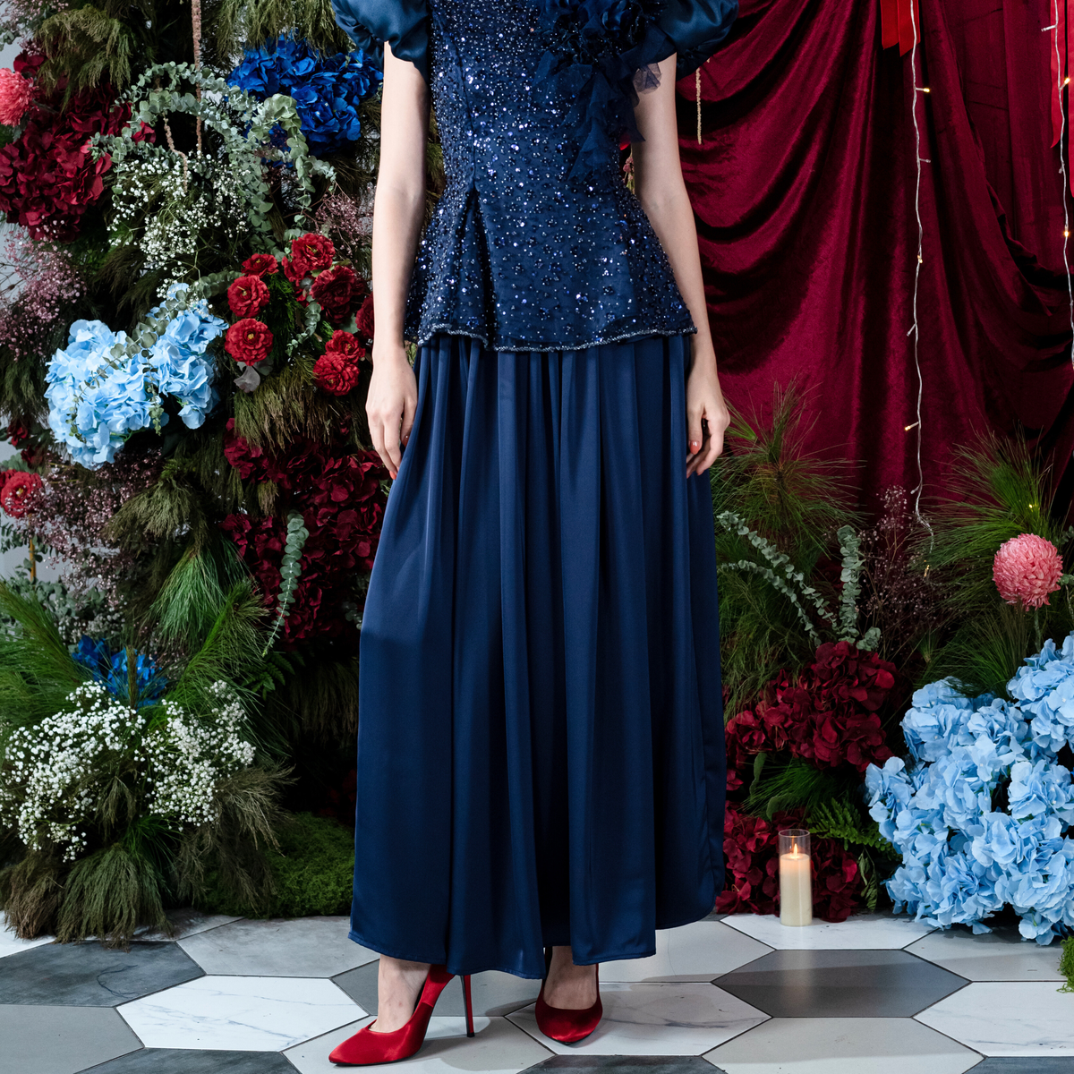 Signature Navy Blue A-line skirt - 2MADISONAVENUE.COM