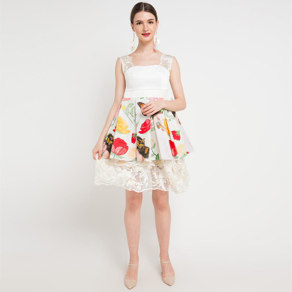 White Lace Dress With Motherland Art-2MADISONAVENUE.COM (1825838694442)
